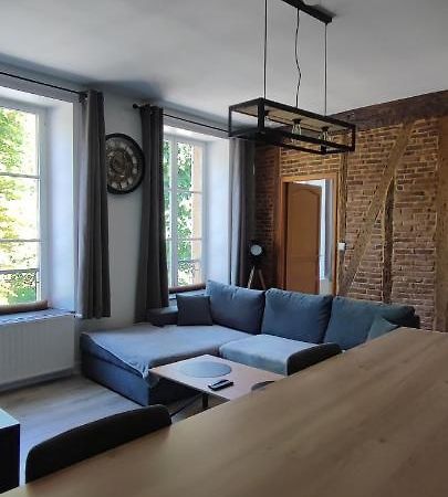 Appartement D'Hippolyte - Vue Musee Rimbaud Charleville-Mézières Eksteriør billede