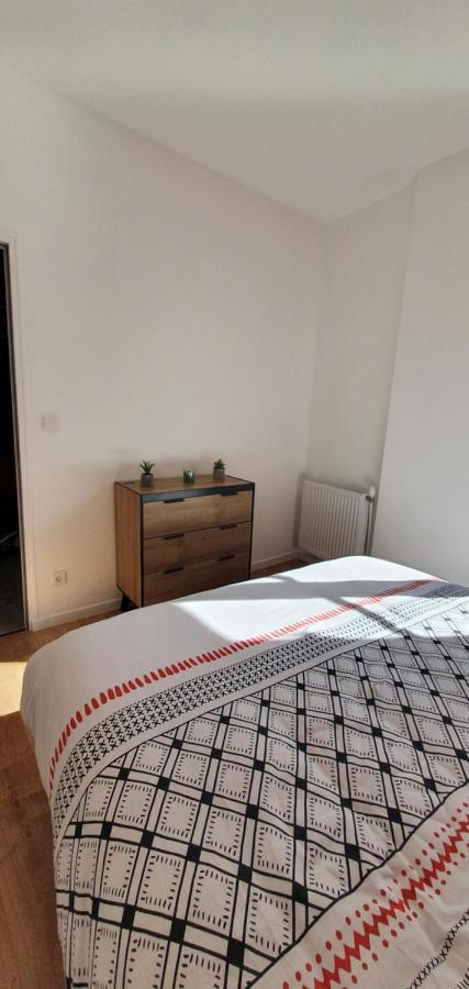 Appartement D'Hippolyte - Vue Musee Rimbaud Charleville-Mézières Eksteriør billede