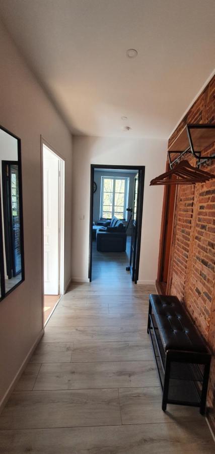 Appartement D'Hippolyte - Vue Musee Rimbaud Charleville-Mézières Eksteriør billede
